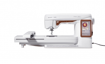 HUSQVARNA VIKING Designer Topaz 40