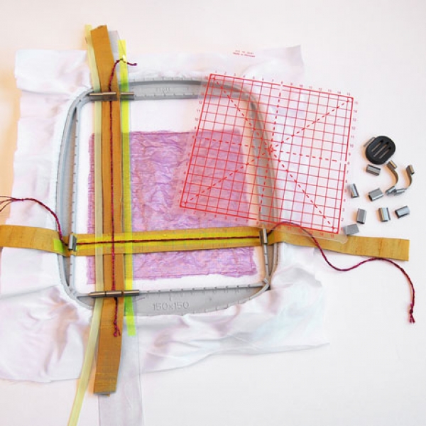 creative™ TEXTURE HOOP