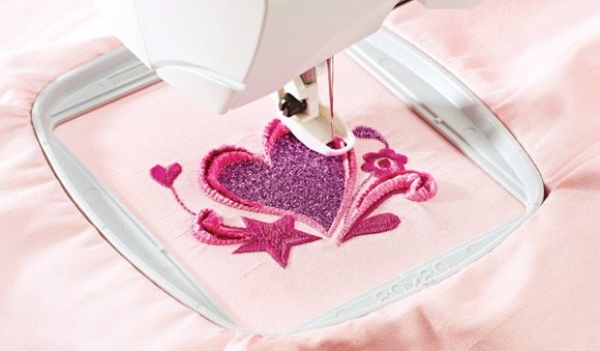 SMALL SQUARE HOOP