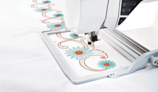 ENDLESS EMBROIDERY HOOP II