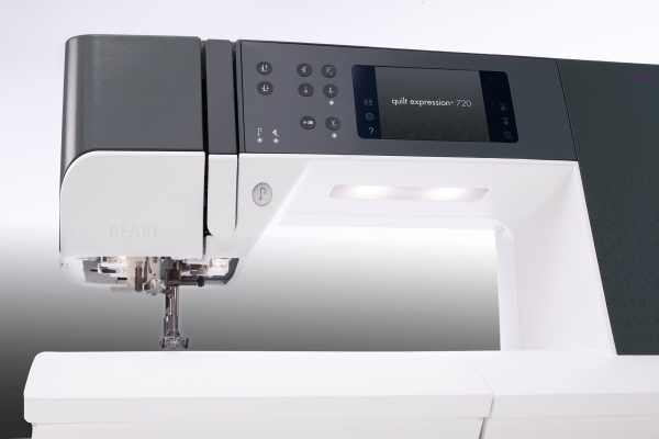 PFAFF expression 720 quilt